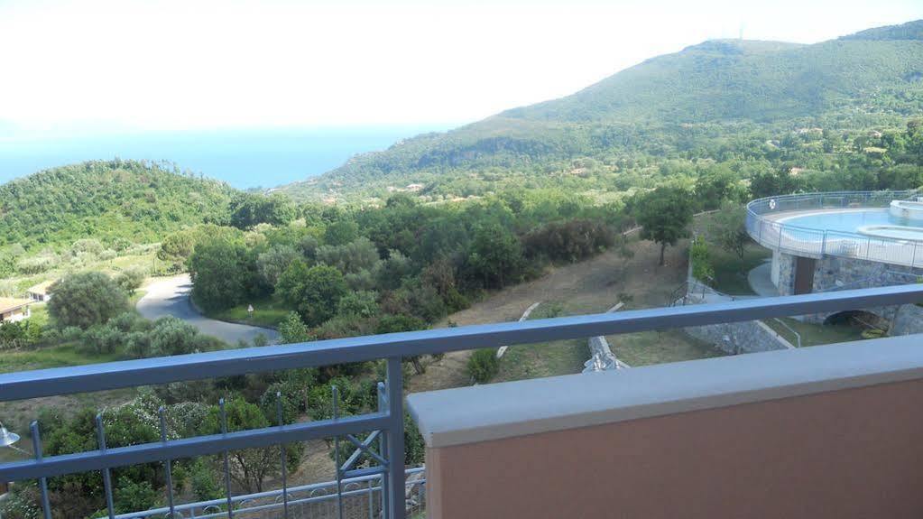 Hotel Caluna Charme San Giovanni a Piro Εξωτερικό φωτογραφία