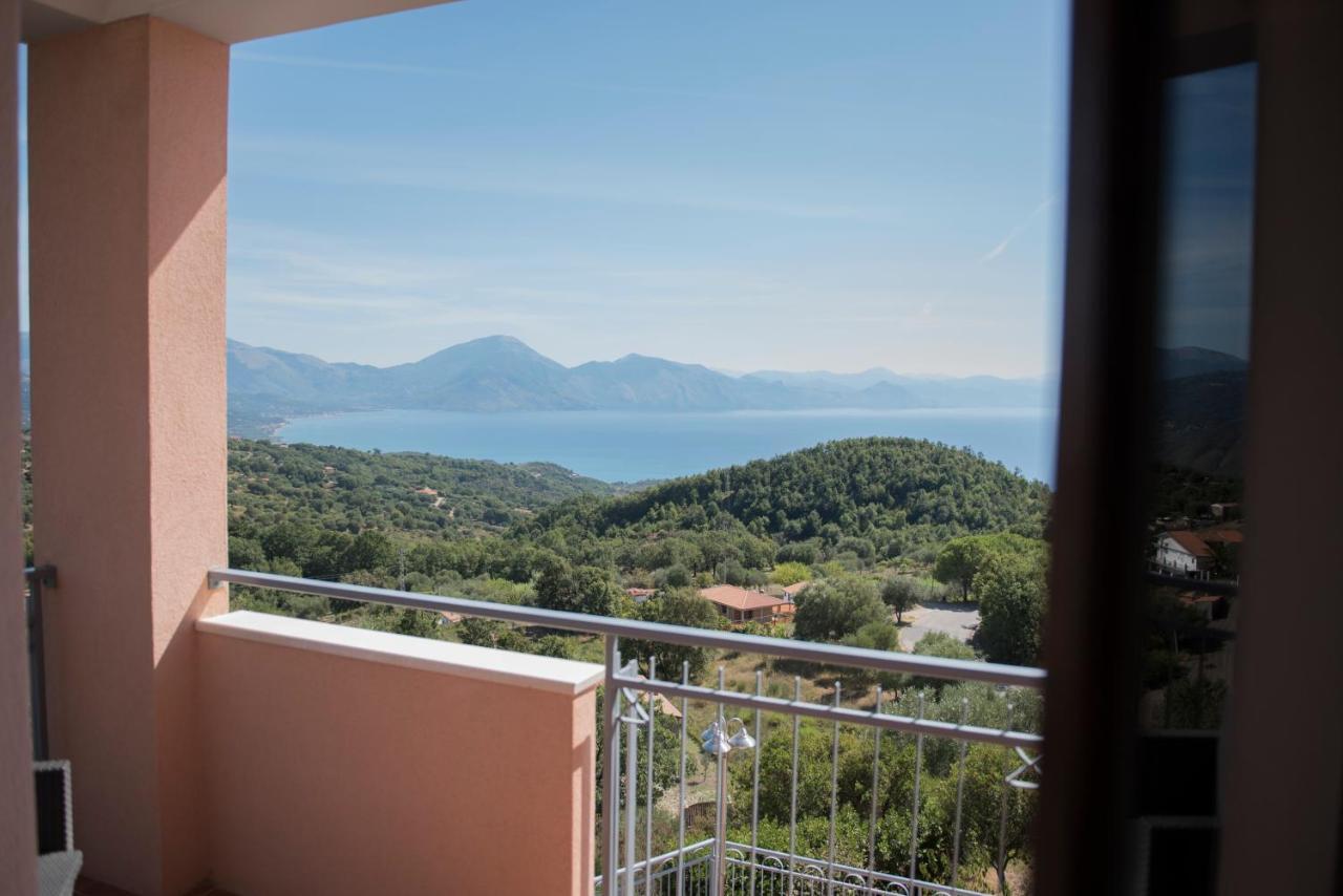 Hotel Caluna Charme San Giovanni a Piro Εξωτερικό φωτογραφία