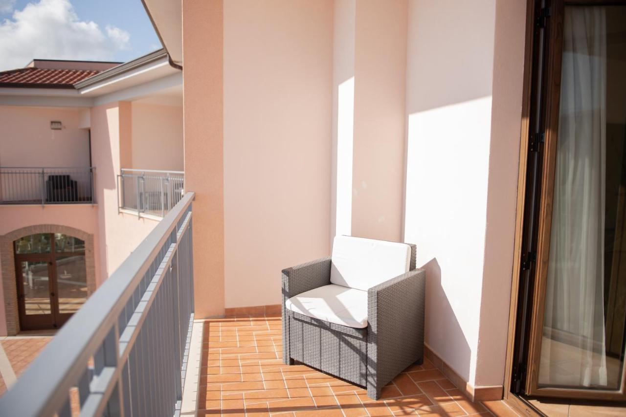 Hotel Caluna Charme San Giovanni a Piro Εξωτερικό φωτογραφία