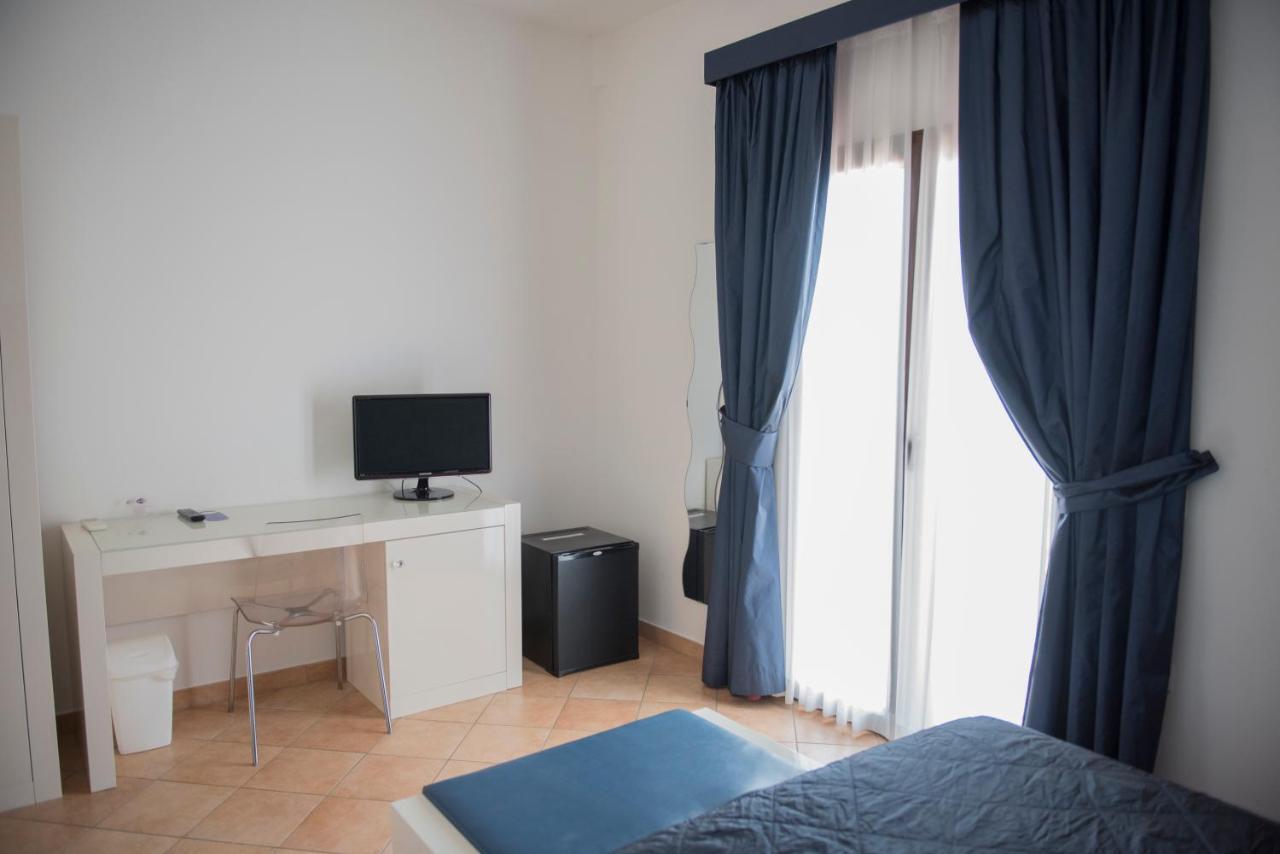 Hotel Caluna Charme San Giovanni a Piro Εξωτερικό φωτογραφία