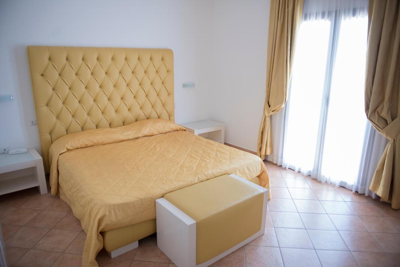 Hotel Caluna Charme San Giovanni a Piro Εξωτερικό φωτογραφία